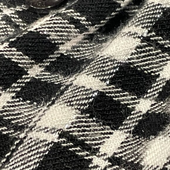 (NEW) TOLANI Flannel & Velvet BOHO Button Down Blouse, Black/White/Multi - 3 X - Picture 13 of 16